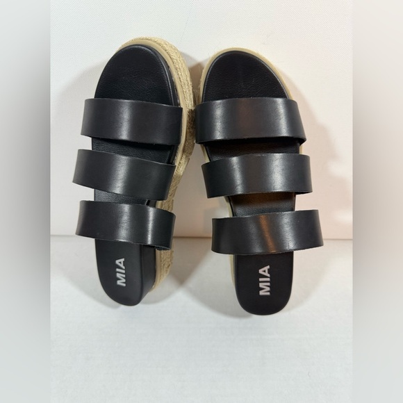 Mia Women’s ~ Sz 9 ~ Black ~ Slip on ~ Platform Sandals ~ - Picture 2 of 12